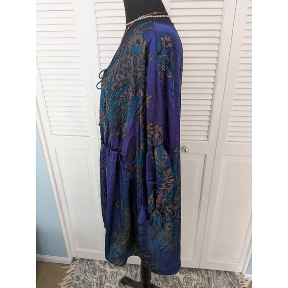 Evolution by JMS Top Womens 4X Purple Blue Paisley Peasant Boho Silky Blouse V - Picture 8 of 12